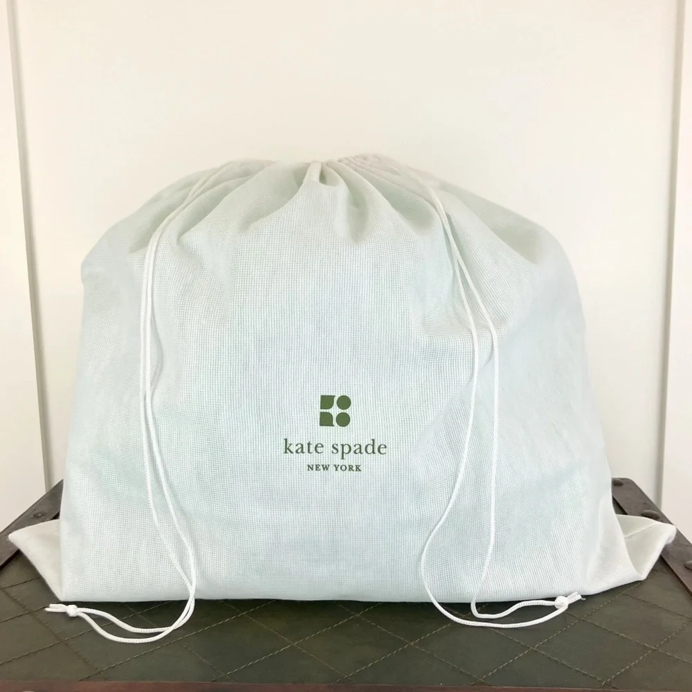 NWOT Kate Spade 22